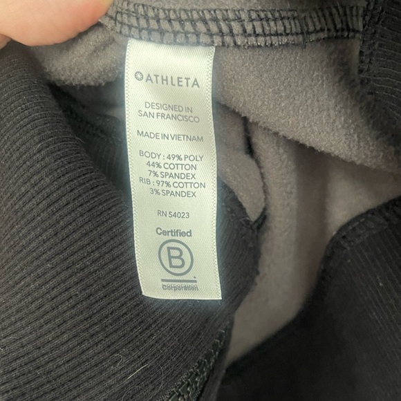 Athleta Triumph Hoodie Zip Up Jacket in Gray & Black Camouflage Camo Size S EUC - Picture 9 of 11